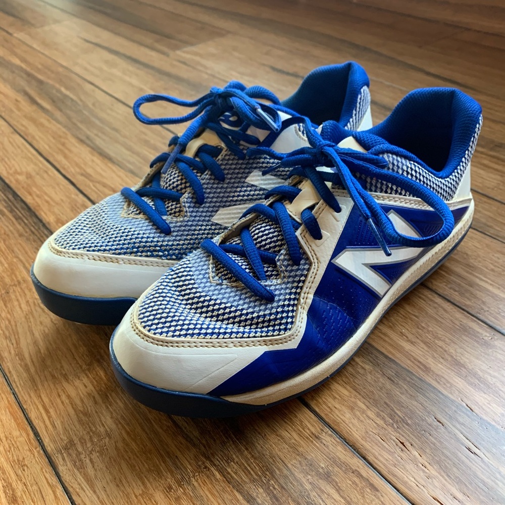 New Balance baseball cleats